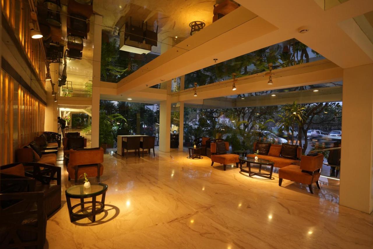 Hotel Hardeo Nagpur Bagian luar foto